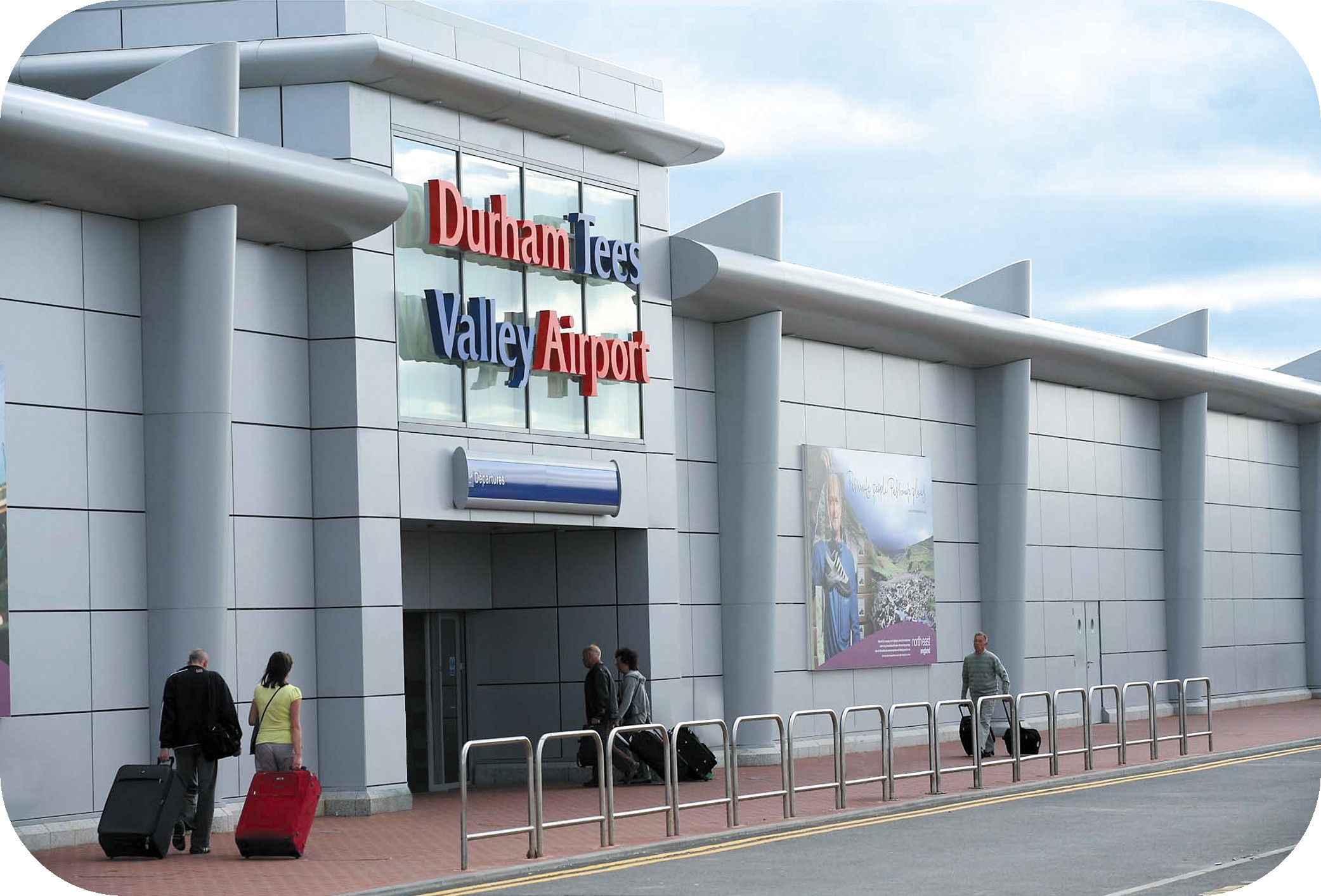 Read more about the article Alex meets DTV airport owners to discuss its future
